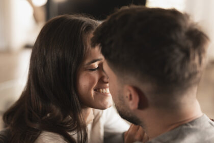 Manual prático (e levemente desesperado) para dizer Eu Te Amo